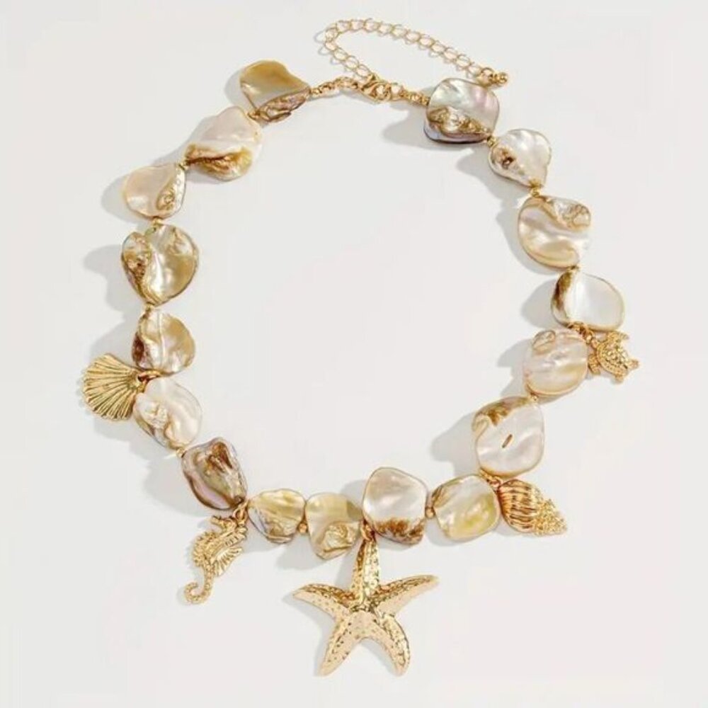 Seashell Necklace N1381 - Picture 2 of 6